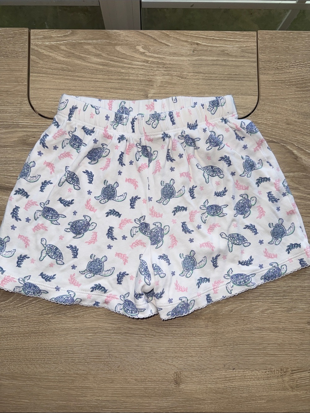 Kids White Sea Turtle Print Shorts